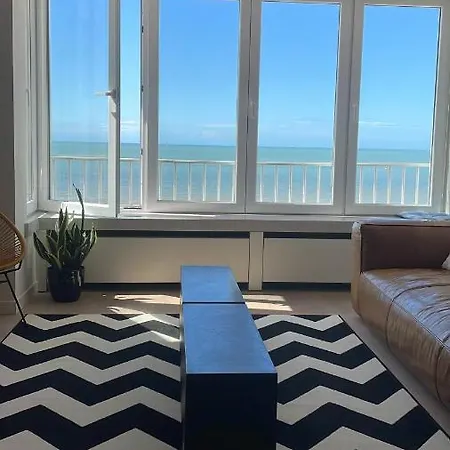 Geniet De Zee Met Top-appartement Fuji Oostende
