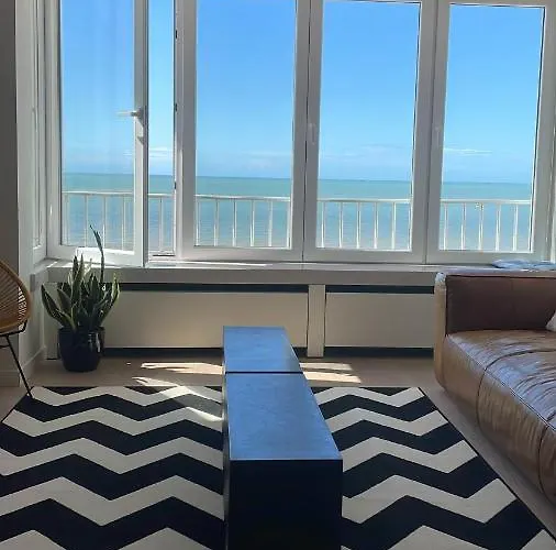 Geniet De Zee Met Top-appartement Fuji Oostende